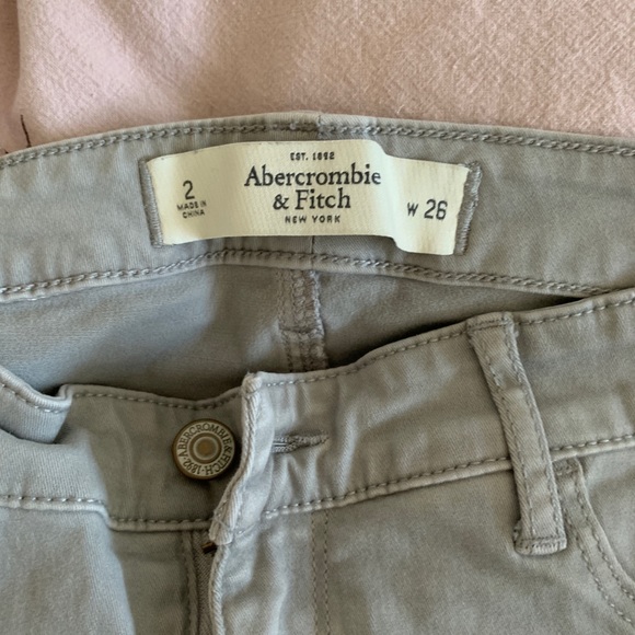 Abercrombie & Fitch Gray Skinny Jeans - Picture 3 of 3
